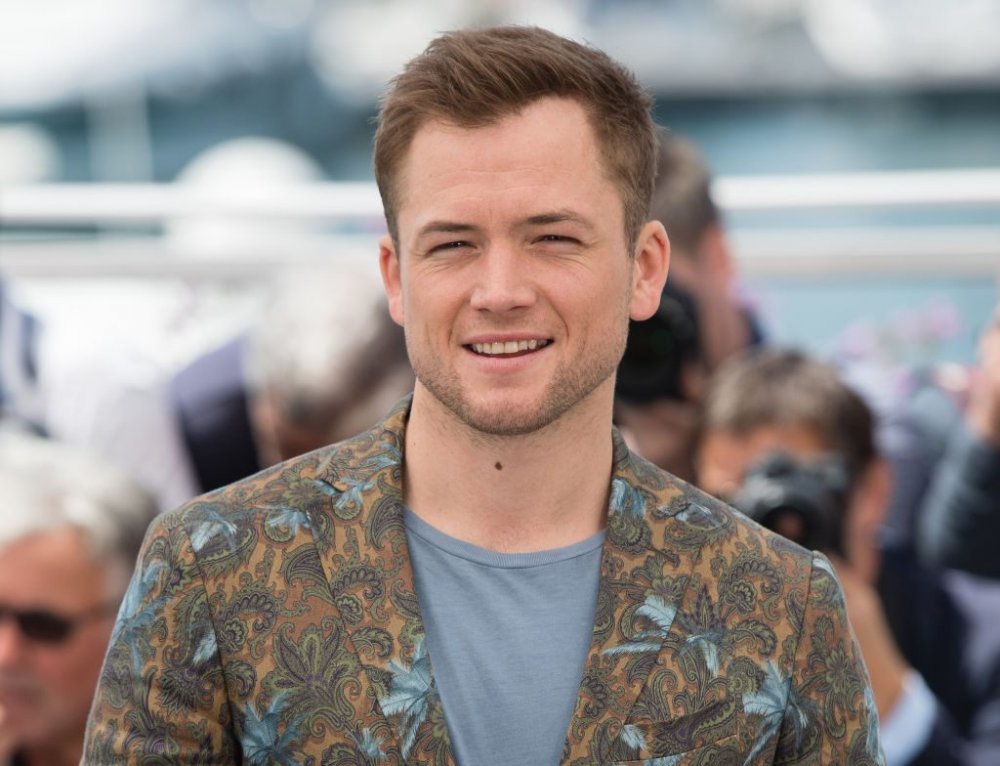 Taron Egerton in movie (Rocketman)