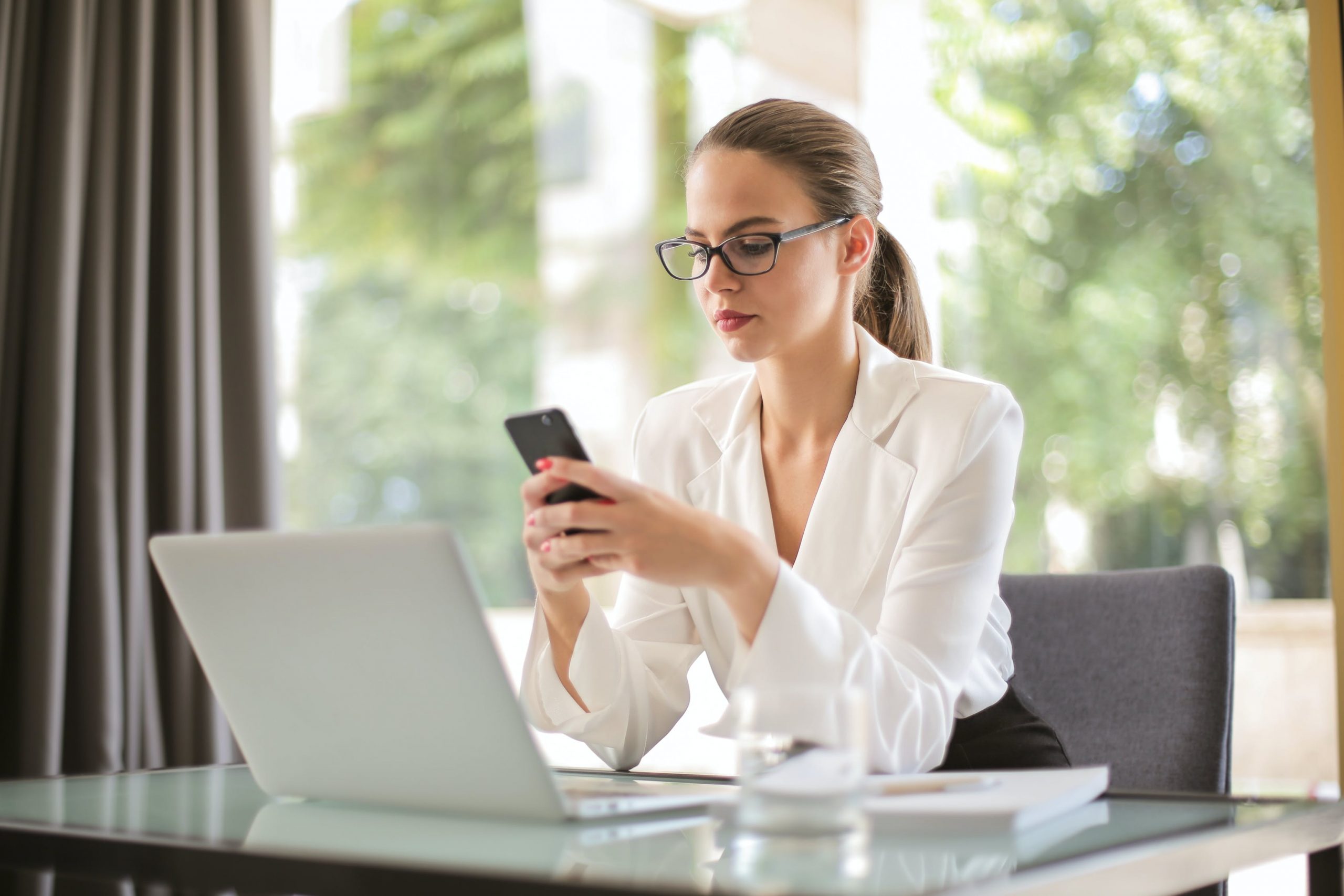Best smart phones of 2020 - Image Source - pexels.com