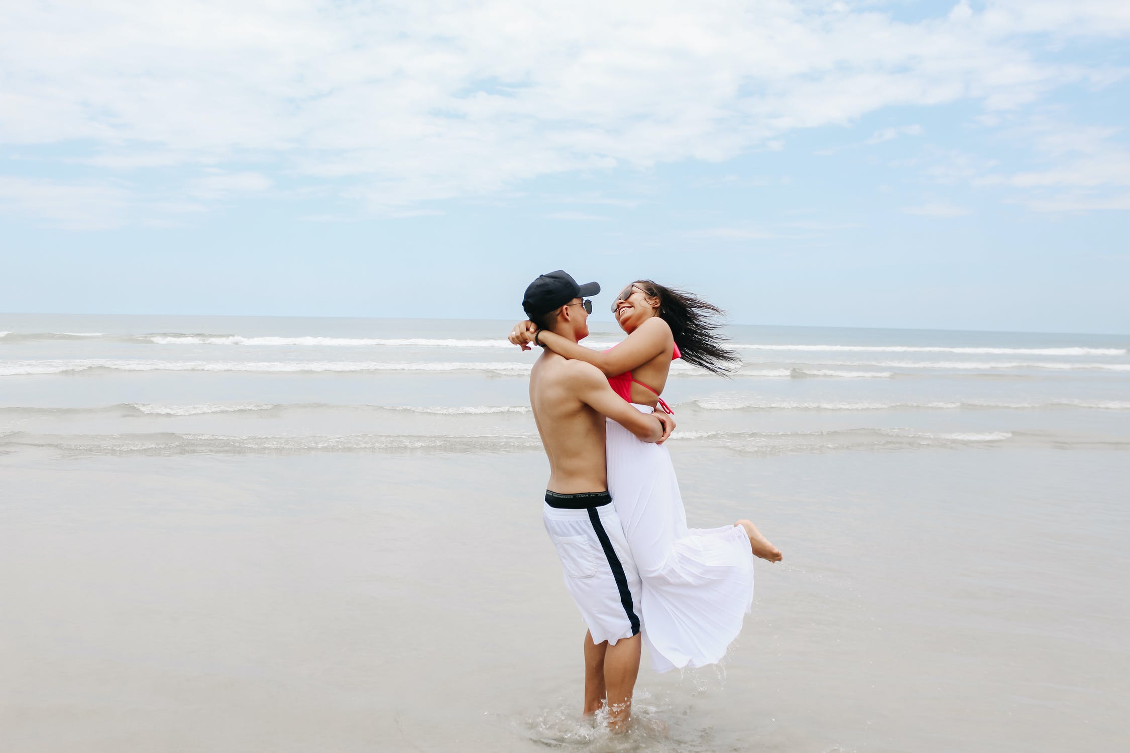 What You Need to Know to Survive Any Dating Scenario