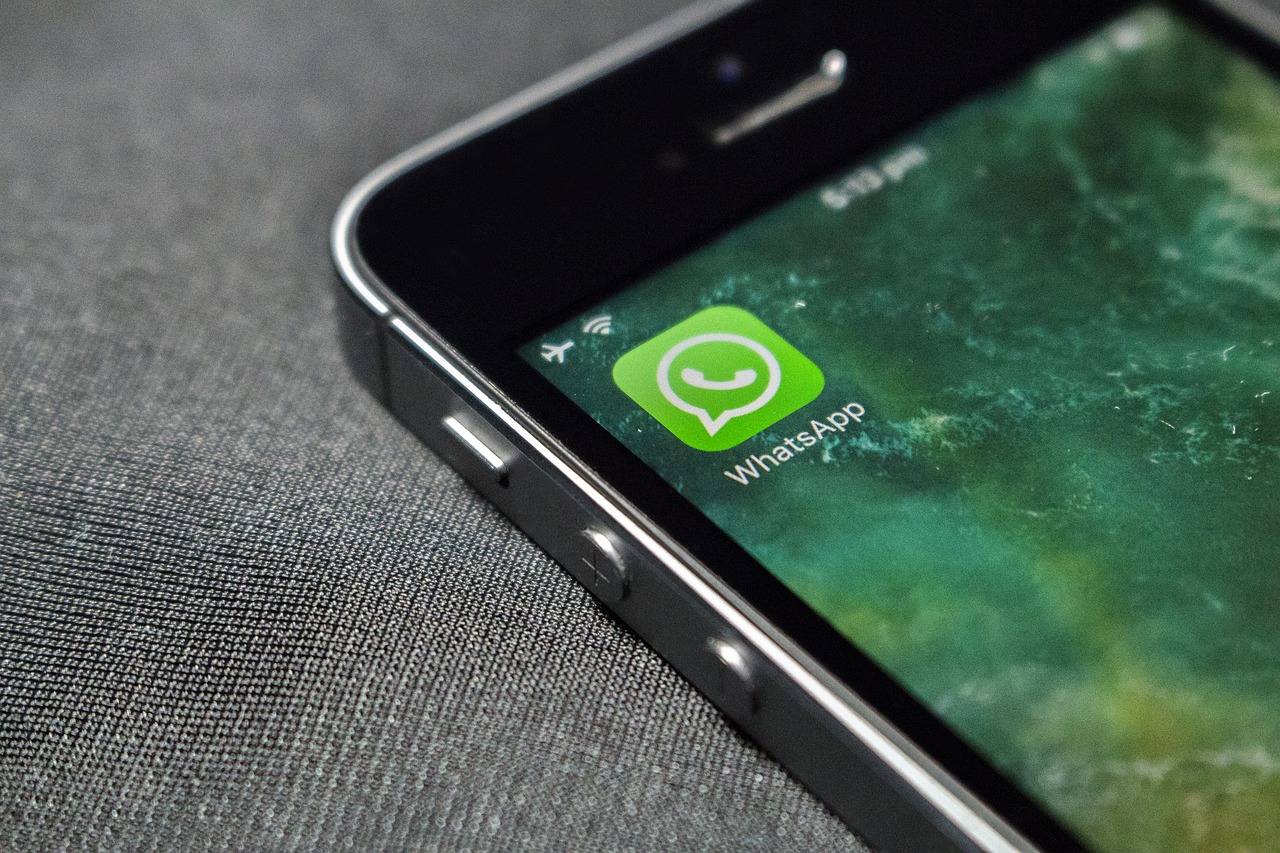 Very dangerous .. a new vulnerability in WhatsApp