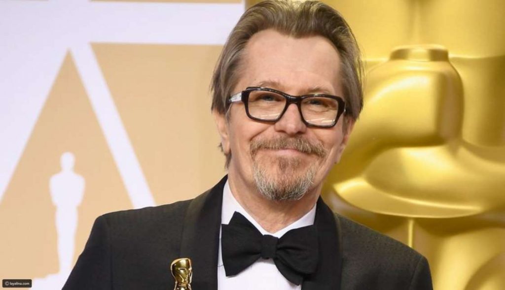 Gary Oldman spotted his wife and tried to strangle her