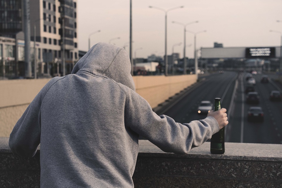Love reduces the potential for addiction
