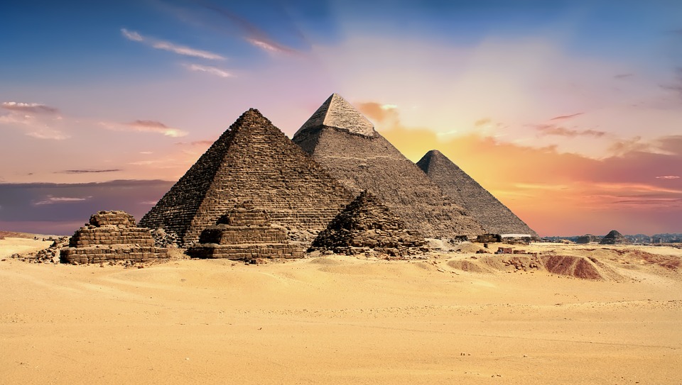 pyramids of Giza